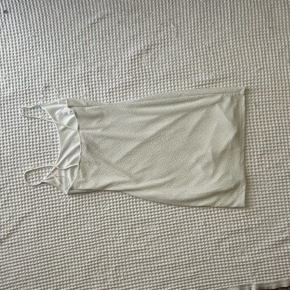 Windsor Shine Through Glitter Mini Dress - Picture 4 of 5